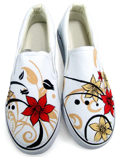 

White Floral Canvas TPR Sole Womens Painted Shoes