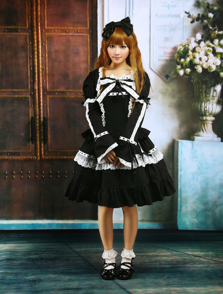 Milanoo Cotton Black Lace Bow Lolita Dress Outfit