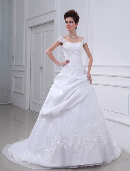 Milanoo  A-Linie-Brautkleid aus mit Herz-Ausschnitt und Pailletten mit Hof-Schleppe in Weiß