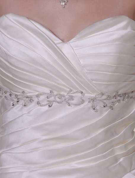 Romatisches Corsagen Brautkleid aus Satin mit Herz-Ausschnitt und feinen Stieckereien in Elfenbeinfa от Milanoo WW