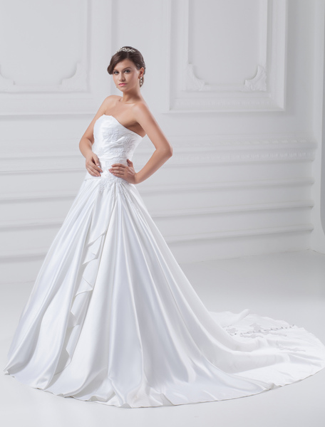 Milanoo  A-Linie-Brautkleid aus Satingewebe mit trägerlosem Design und Perlen-Applikation und Hof-Sc