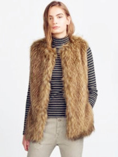 Milanoo Faux Fur Vest Light Brown Round Neck Sleeveless Women's Winter Coat