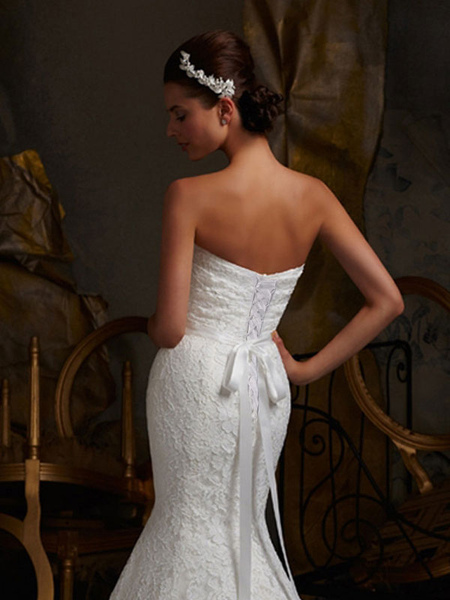 Milanoo Robe de mariée sirène blanche en satin stretch laçage sur dos bustier à traîne robe de maria