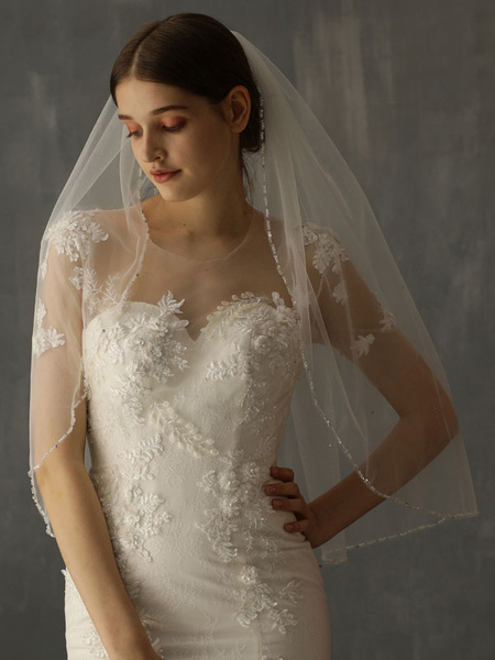 Image of Wedding Veils One Tier Piping Cut Edge Classic Bridal Veil