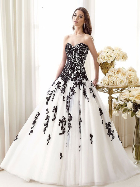 Milanoo Black Wedding Dresses Tulle Princess Silhouette Sleeveless Low Rise Waist Lace Court Train B