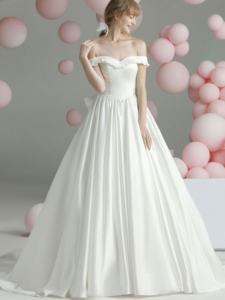 Milanoo Vintage Wedding Dresses Chapel Train Sweetheart Neck Sleeveless Ruffles Satin Fabric Bridal