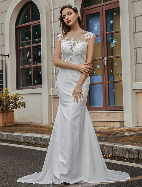 

Milanoo Wedding Bridal Gowns Jewel Neck Sleeveless Natural Waist Buttons With Train Bridal Dresses, Ivory