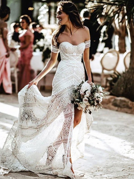 Milanoo White Lace Wedding Dress Floor Length Sheath Sleeveless Lace Sweetheart Neck Bridal Dresses