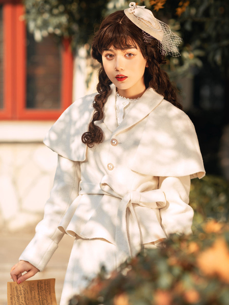 manteaux lolita classiques en métal blanc pardessus à manches longues en polyester lolita outwears
