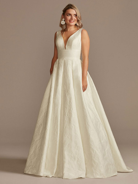 Milanoo White Simple Wedding Dress Lace V-Neck Sleeveless A-Line Court Train Backless Bridal Gowns
