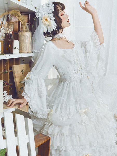 Sweet Lolita Wedding Dress White Bowknots Ruffles Tea Party Lace Lolita OP Dress