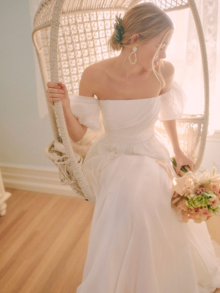Milanoo Weißes einfaches Brautkleid A-Linie aus der Schulter Chiffon trägerlose lange Brautkleider