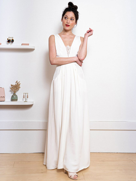 Milanoo White Simple Wedding Dress Satin Fabric V-Neck Sleeveless Buttons A-Line Long Bridal Dresses