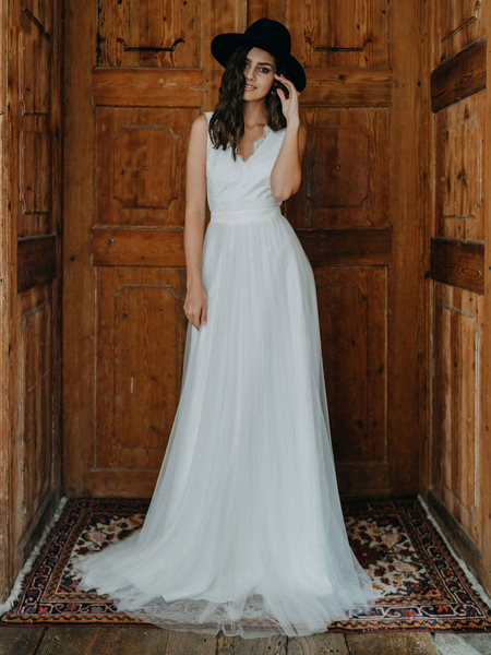 Milanoo Simple Wedding Dress A-Line Bridal Dresses V-Neck Backless Sleeveless Bridal Gowns