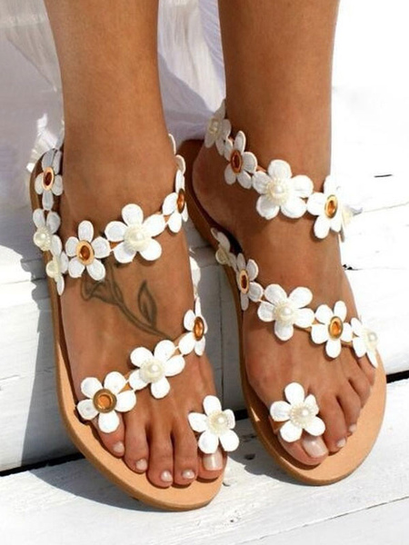 Milanoo White Flat Sandals Flowers Embellishment PU Leather Round Toe Flip Flop Sandals