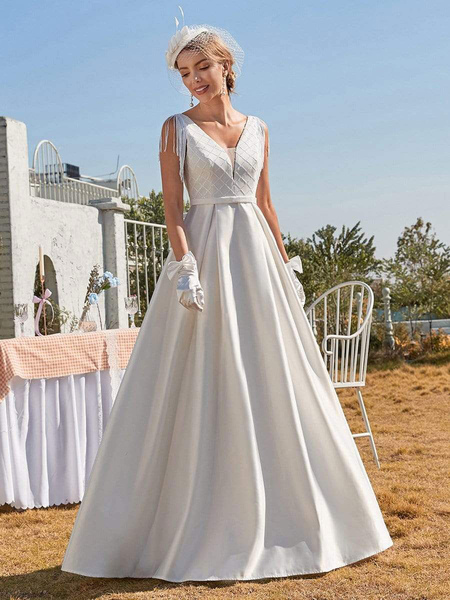 Milanoo White Intage Wedding Dress V-Neck Sleeveless Natural Waist Satin Fabric Floor-Length Fringe