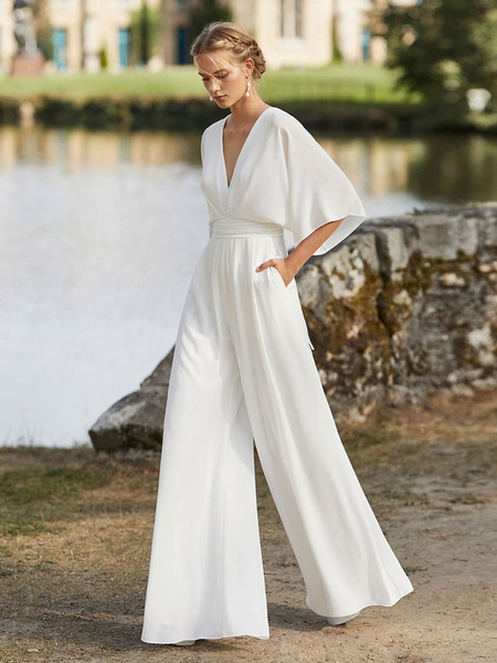 Milanoo White Simple Wedding Dress Stretch Crepe V-Neck Half Sleeves A-Line Bridal Dresses