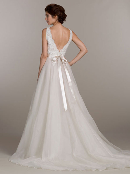 Milanoo Ivory Simple Wedding Dress A-Line V-Neck Sleeveless Backless Tulle Lace Long Bridal Dresses