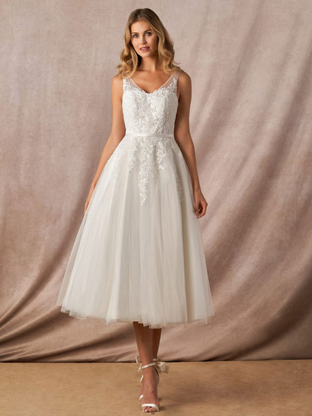 Milanoo Weißes einfaches Hochzeitskleid A-Linie V-Ausschnitt ärmellose rückenfreie Spitze Brautkleid