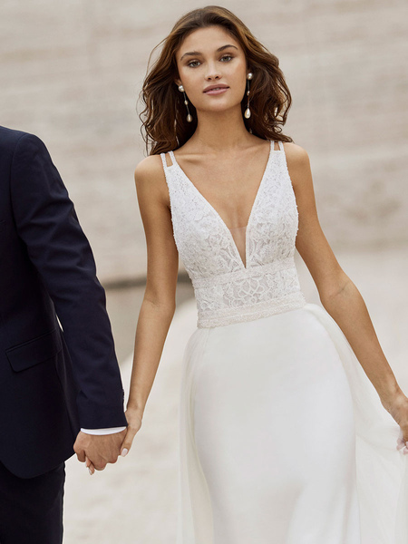 Milanoo Weißes einfaches Brautkleid Polyester V-Ausschnitt ärmellose rückenfreie lange Brautkleider