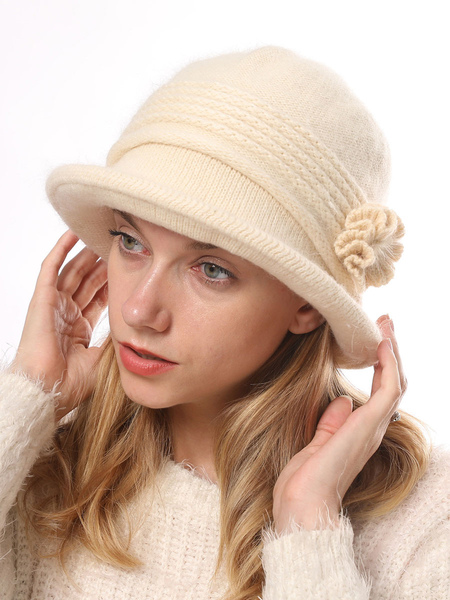 Image of Cappelli per le donne Cappelli bianchi Eric White in fibra acrilica con applique pratica