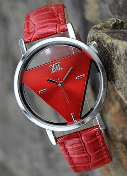 

Red Watch Triangle Pattern Leather Strap Watch for Women