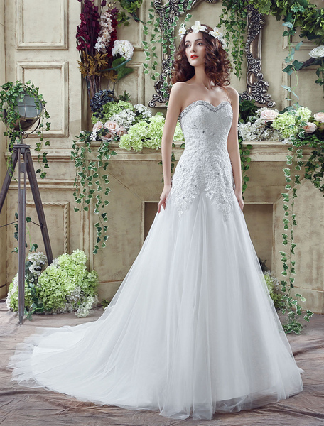 Milanoo Tulle Wedding Dress Lace Beading Bridal Gown Strapless Sweetheart Chapel Train A-Line Backle