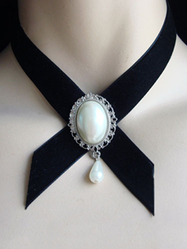 Image of Lolita collana gotica nera di simil velluto con decori in metallo&perle bicolore Tea party