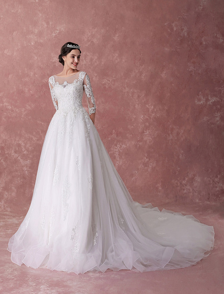 Princess Wedding Dresses Ball Gowns Ivory Lace Beading Luxury Bridal Dress Chapel Train