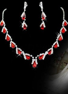 Ensemble de bijoux mariage rouge collier et boucles d'oreilles strass métal