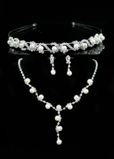 Ensemblede bijoux de mariage orné de perle