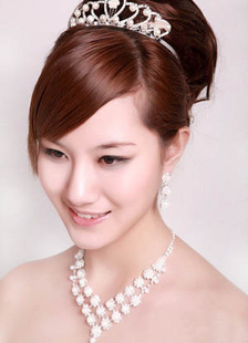 Ensemble de bijoux nuptiaux adorable en alliage et pierre du Rhin