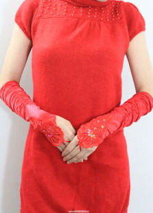 Gants femme élégant dentelle de satin rouge