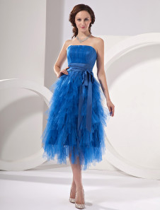 Robe de cérémonie en satin bleu royal bustier à volants