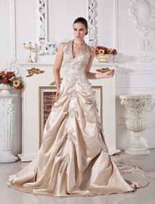 Robe mariée magnifique boule en satin champagne avec perles col V traîne chapelle