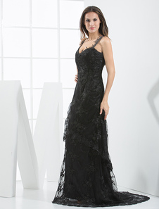 Robe sublime de soirée en dentelle noire avec col en coeur