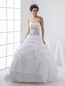 Robe de mariage en organdi et satin avec écharpe