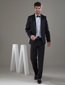 Attrayante jaquette de mariage de couleur classique noir en satin