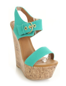 Chaussures compensées du printemps de couleur chaleureuse avec boucle de ceinture