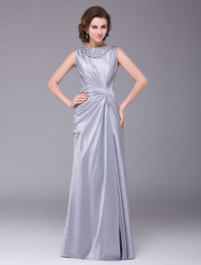 Robe mère de marié fourreau argente en taffetas et col trou de serrure longueur plancher