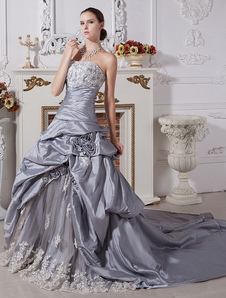 Robe de mariage en boule en taffetas argent bustier