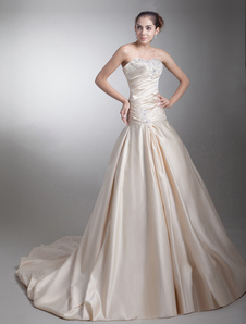 Robe de mariée boule champagne en taffetas à traîne courte avec encolure coeur