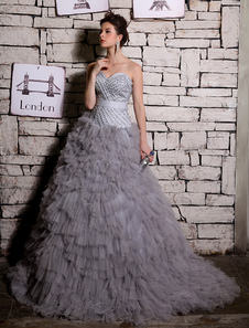 Robe soirée en tulle gris foncé à col en coeur et à traîne
