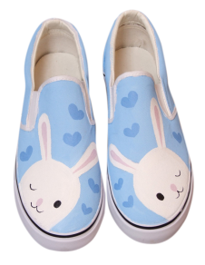 Chaussures en toile bleu imprimées de lapins
