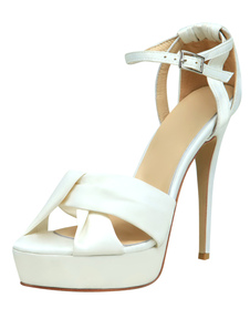 Sandales en satin blanc avec bracelet de cheville