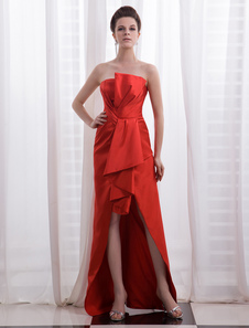 Robe célébrité en satin rouge plissé bustier asymétrique