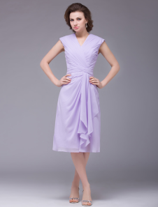 Robe mère de marié fourreau lavande en chiffon et col V longueur genou