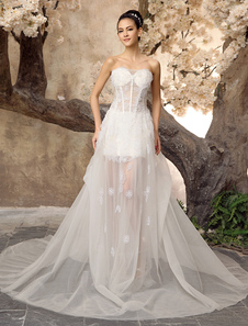 Robe mariée magnifique fourreau en tulle ivoire avec applique bustier traîne chapelle