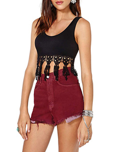 Top cropped noir en romanknit unicolore avec frange