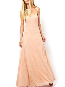 Robe maxi en chiffon rose à dos décolleté et bretelles